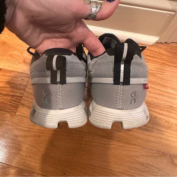 Gray On Cloud - Picture 5 of 6